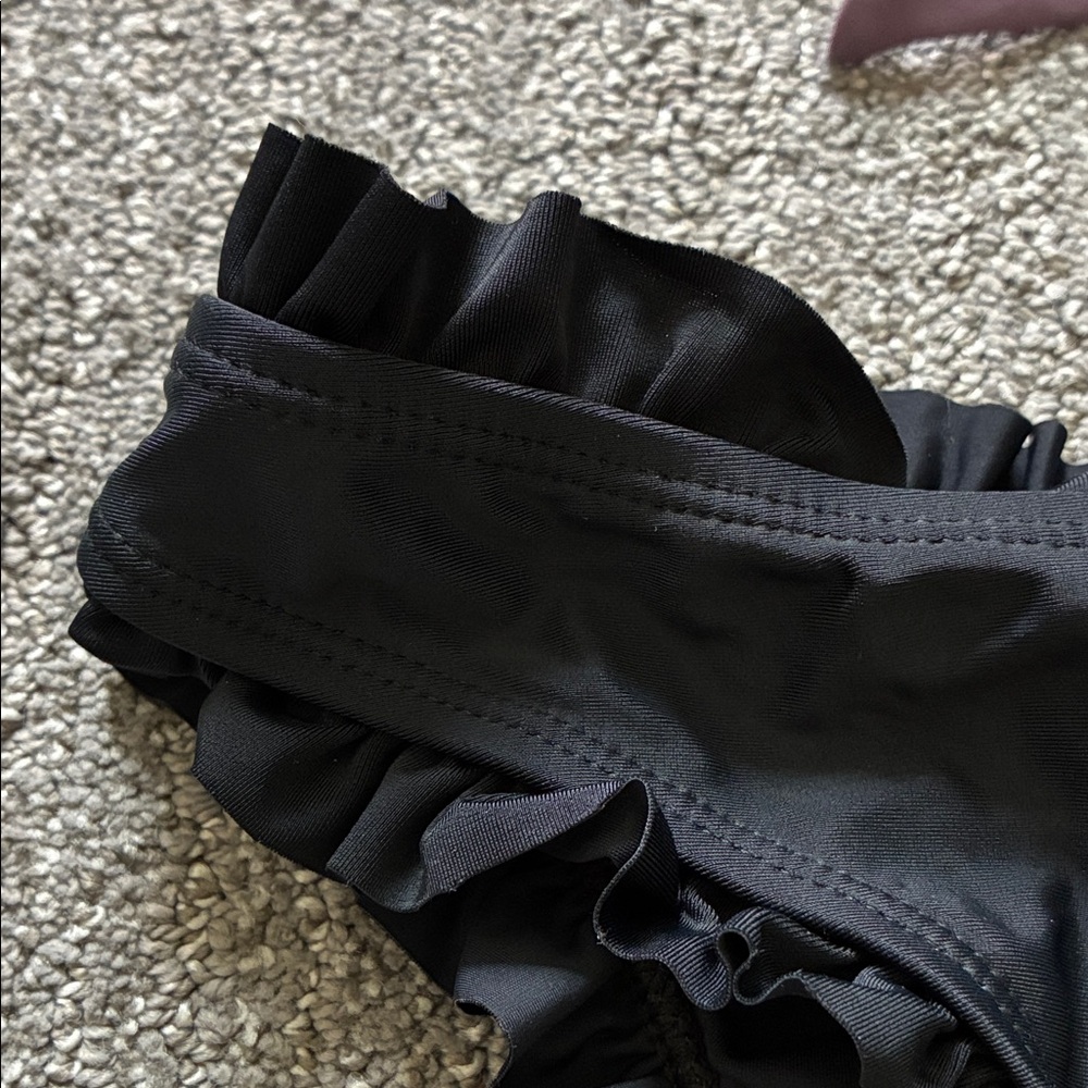 Women Swim Two-Piece Bikini Set in Mauve and Black - Picture 2 of 8